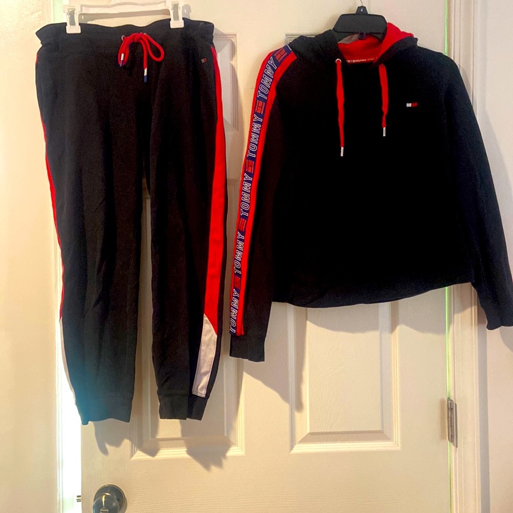 Tommy Hilfiger Matching Joggers and Hoodie Set